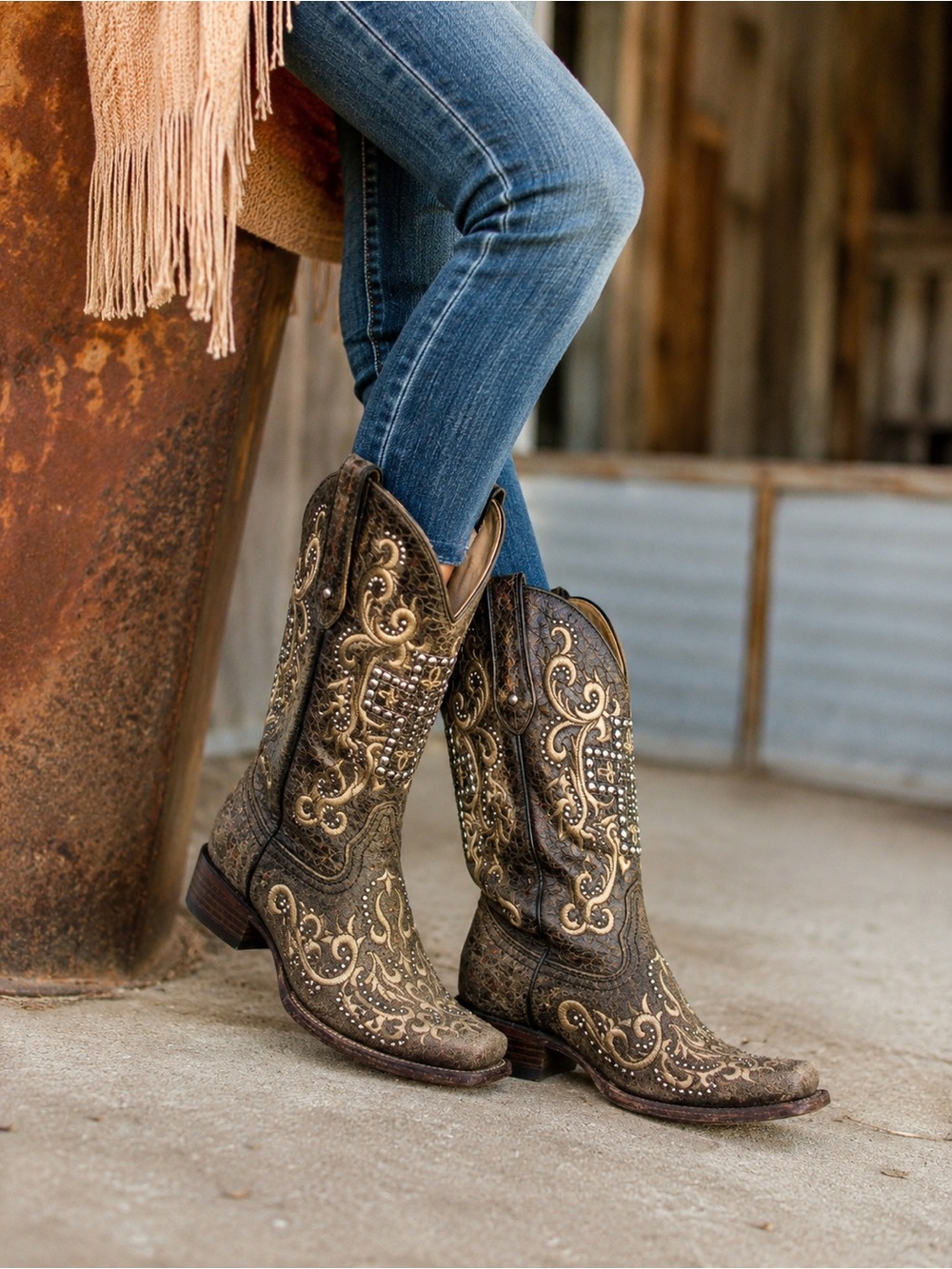 Corral Cowboy Boots Womens 7.5 M Brown Embroidered Studded Cross Western